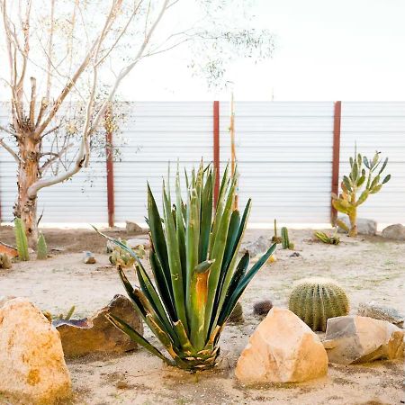 The Zen - Outdoor Shower, Gas Fireplace, Walkable To Shops & Restaurants โจชัวทรี ภายนอก รูปภาพ