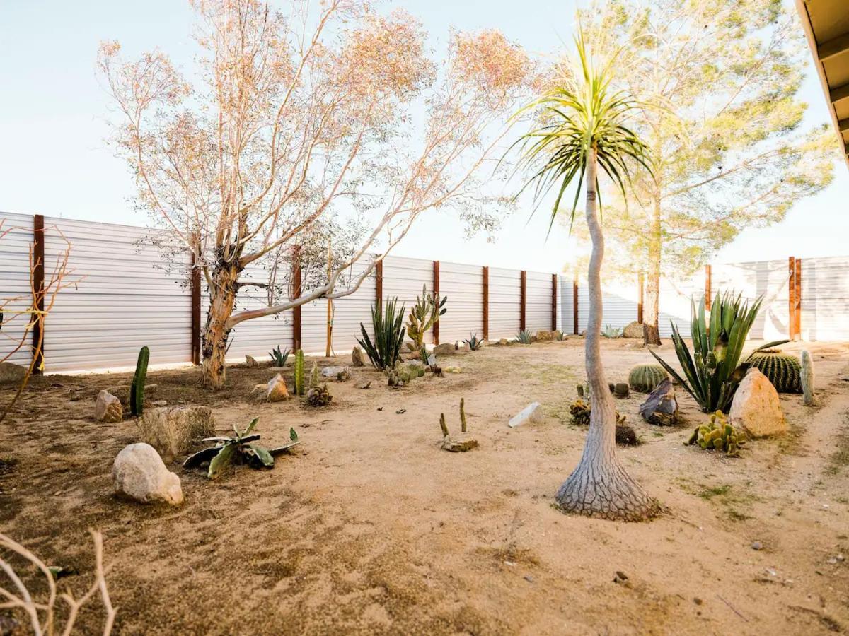 The Zen - Outdoor Shower, Gas Fireplace, Walkable To Shops & Restaurants โจชัวทรี ภายนอก รูปภาพ