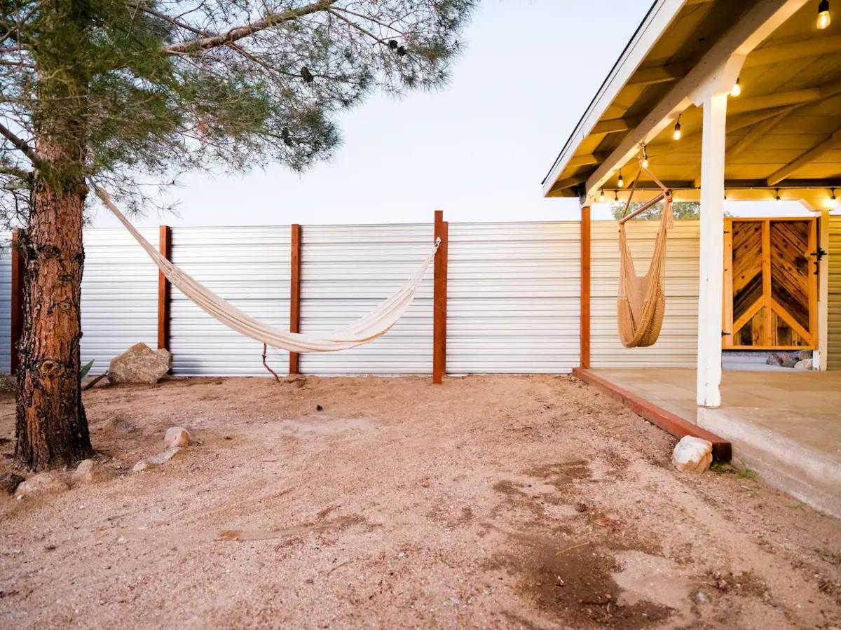 The Zen - Outdoor Shower, Gas Fireplace, Walkable To Shops & Restaurants โจชัวทรี ภายนอก รูปภาพ