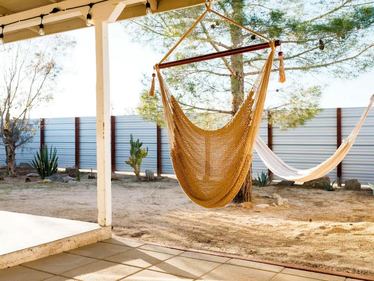 The Zen - Outdoor Shower, Gas Fireplace, Walkable To Shops & Restaurants โจชัวทรี ภายนอก รูปภาพ