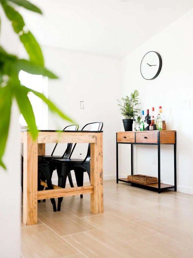 The Zen - Outdoor Shower, Gas Fireplace, Walkable To Shops & Restaurants โจชัวทรี ภายนอก รูปภาพ